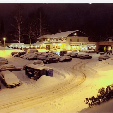 Konukevi Rybarska Basta 4*